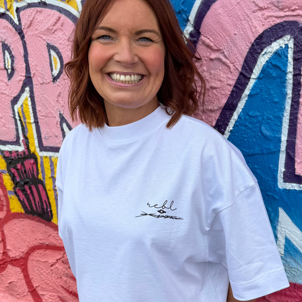 r.e.b.l White Graphic Szabotage Collab Boxy Cropped T-Shirt