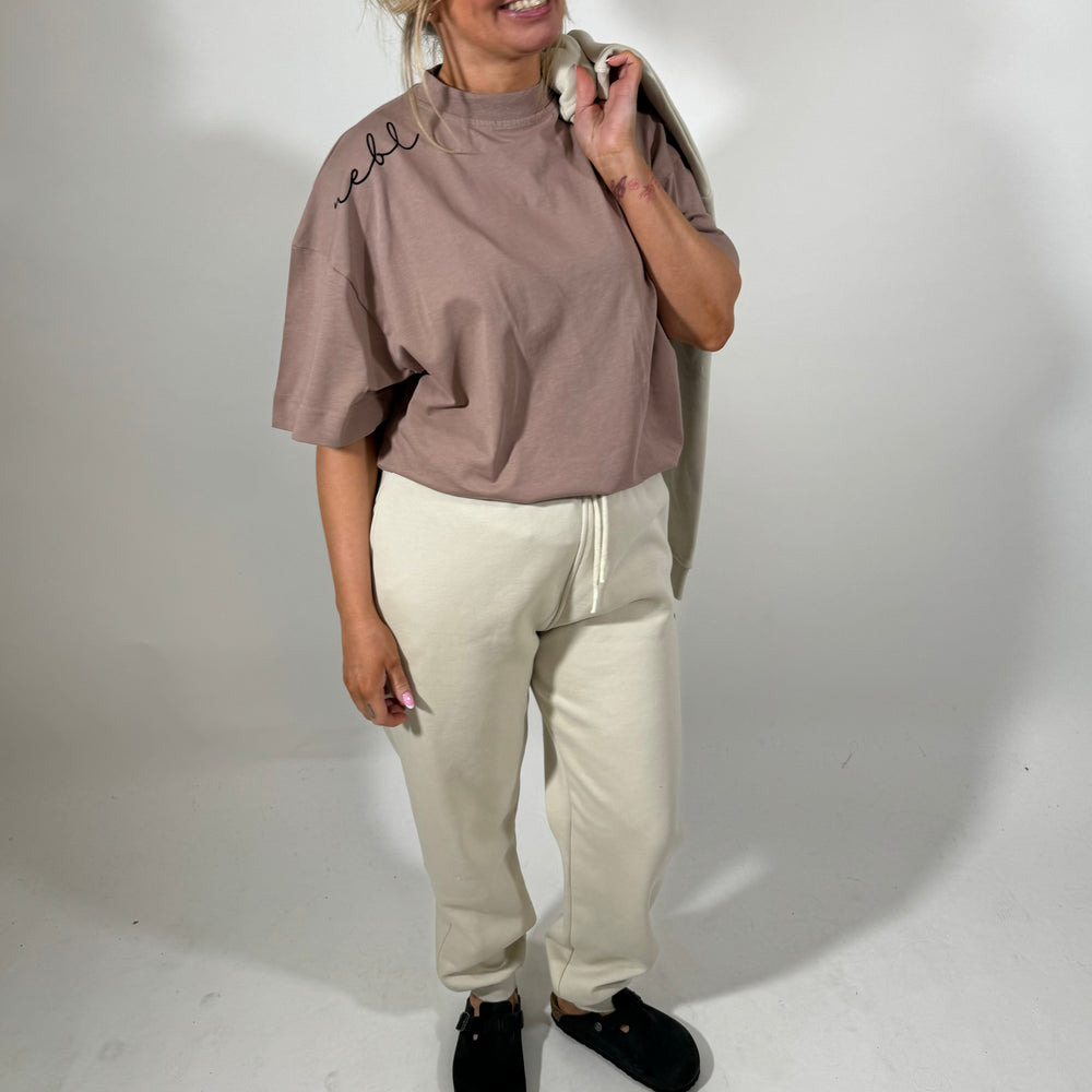 r.e.b.l Mocha Crewneck 'Boxy Edit' T-Shirt